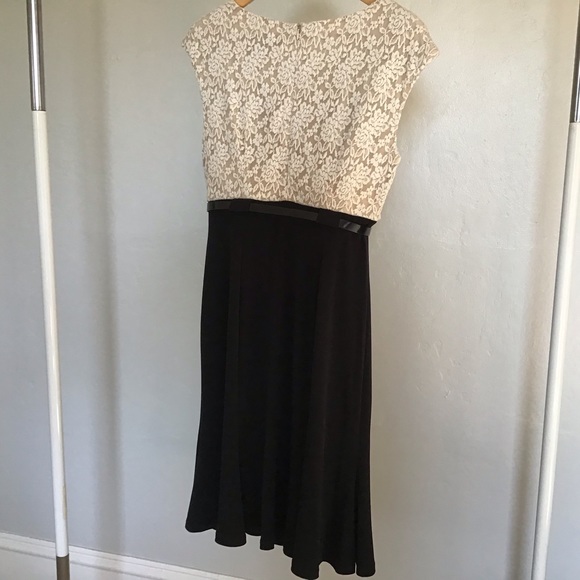 Women’s capped sleeve dress - Picture 3 of 4